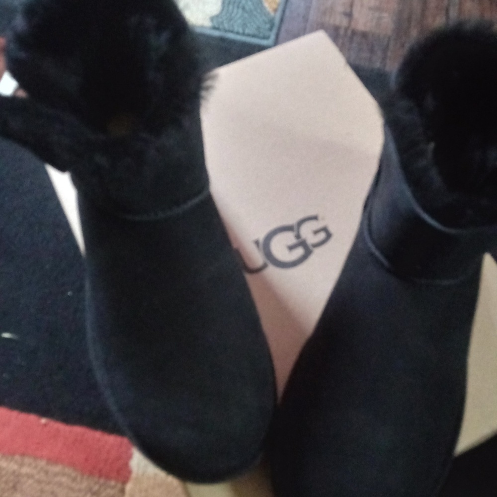 Authentic ugg womens boots